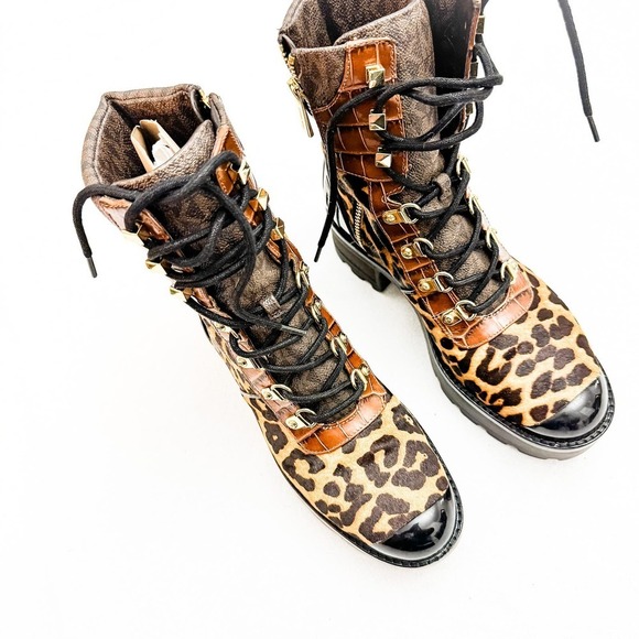 Michael Kors Khloe Lace Up Combat Boot Leopard Calfair Butterscoth Size 6.5 MINT - Picture 2 of 8